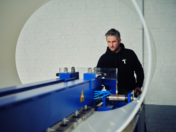 Productie van kunststof tanks op maat